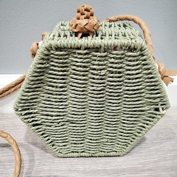 Mali + Lili Green Rattan Wicker Crossbody Bag Floral Lining Hexagon Shape - Picture 2 of 16